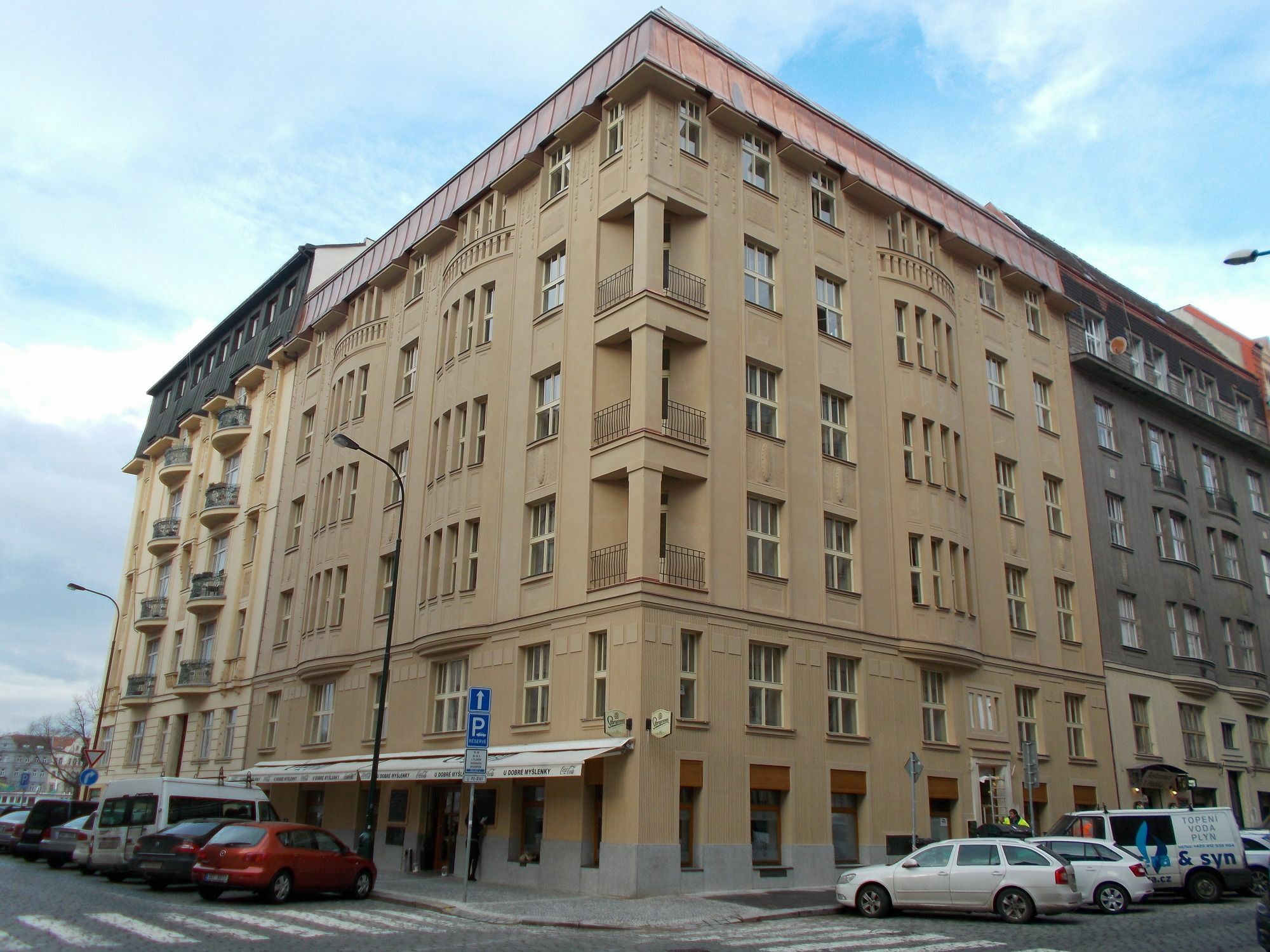 Riverside Spirit Praga Exterior foto