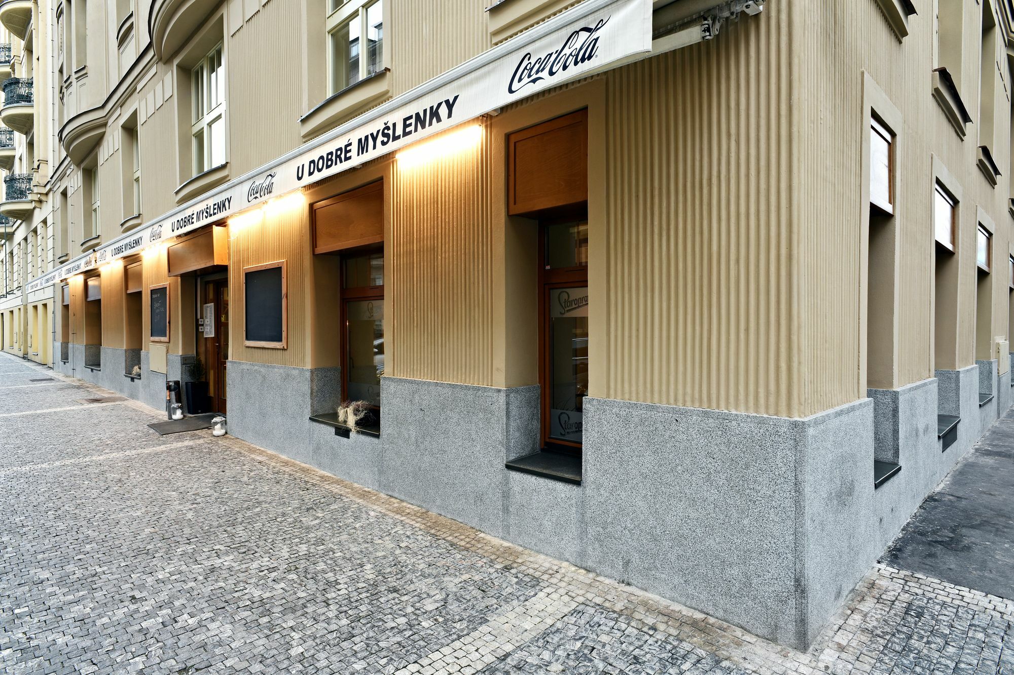 Riverside Spirit Praga Exterior foto